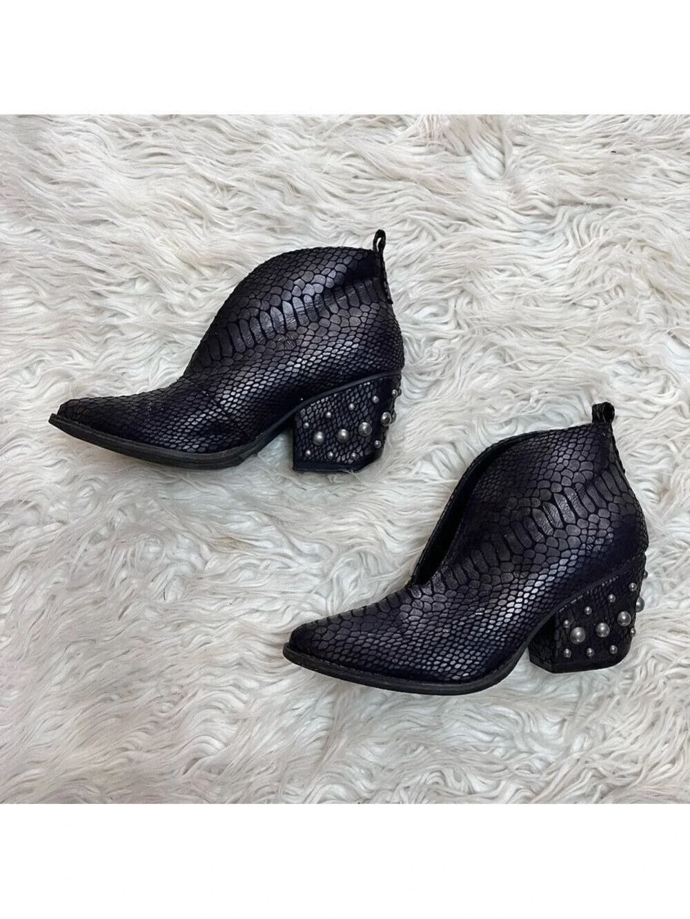 Matisse black leather